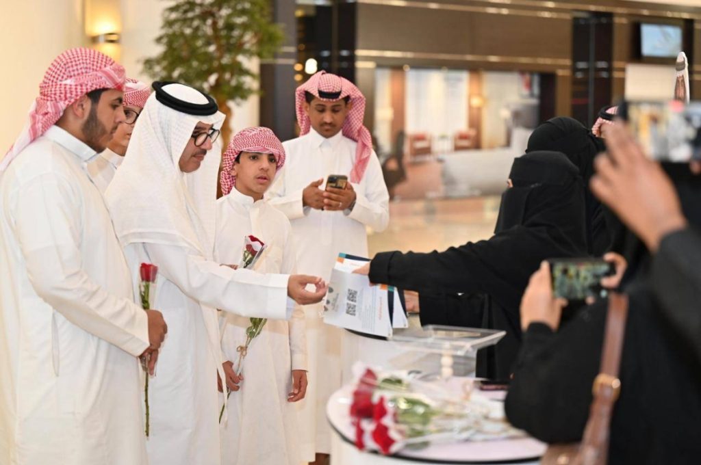 مركز التنمية الاجتماعية بجازان يُطلق مبادرة «خدمتنا بين يديك»