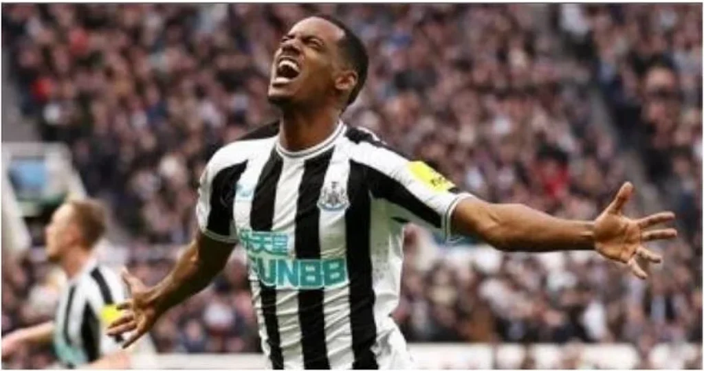 ألكسندر إيزاك يرفض عرض الهلال.. ويواصل مشواره في الدوري الإنجليزي