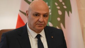 اليوم قبل الغد”.. الرئيس اللبناني يدعو حزب الله لتسليم سلاحه للجيش ويحذر من حروب الآخرين “العبثية