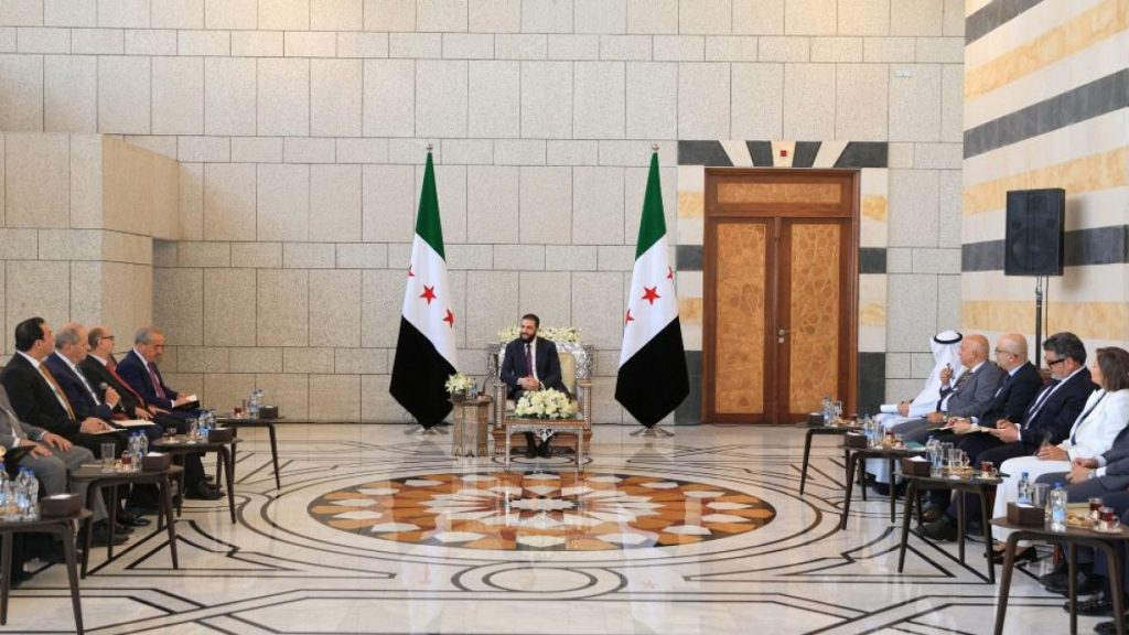 “تنازلنا عن الجراح التي سبّبها حزب الله”.. الشرع يؤكد: لبنان سيخسر إذا لم يستفد من نهضتنا