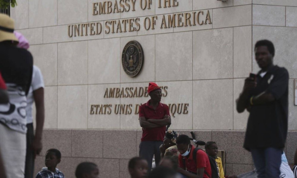 إغلاق السفارة الأمريكية في هايتي بسبب إطلاق نار كثيف