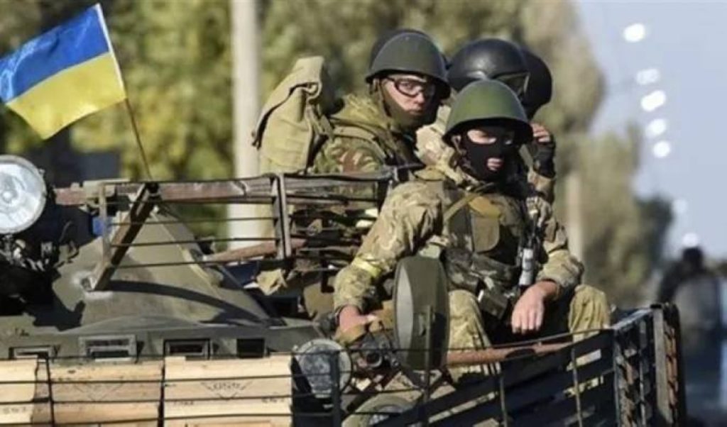 رغم وجود أجانب في صفوف قواته.. زيلينسكي يتهم روسيا بتجنيد مرتزقة