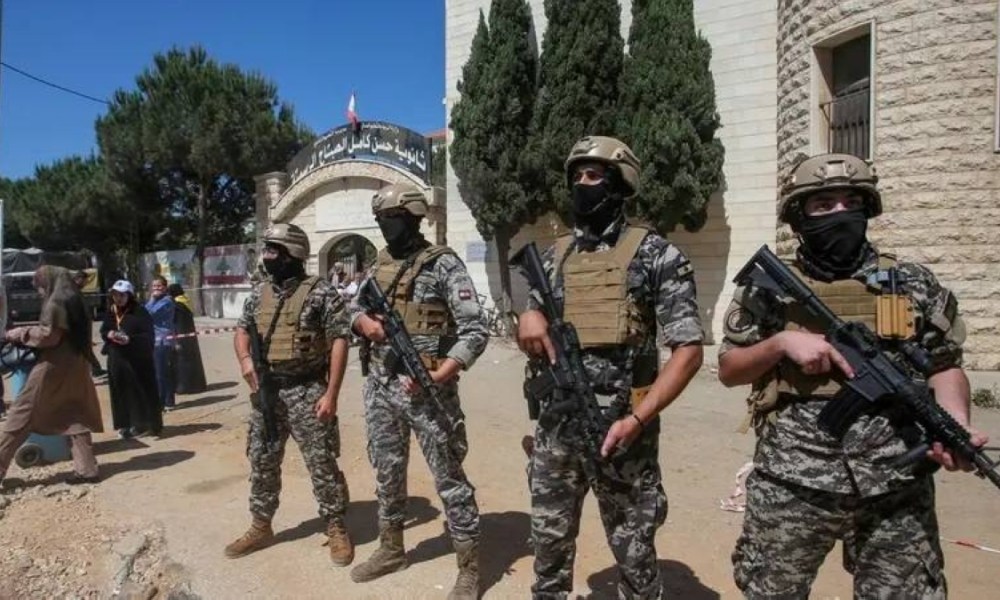 انسحاب وزراء حزب الله وأمل من جلسة بيروت الوزارية