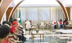 تكريم أمير الشرقية لأبطال الهلال الأحمر في إنقاذ الأرواح