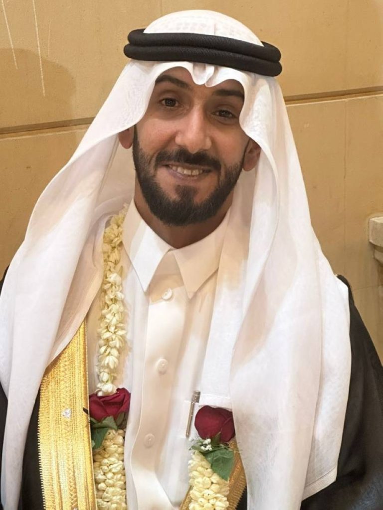 مدخلي يودّع حياة العزوبية