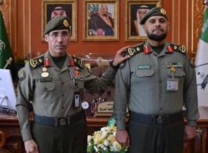 مدير عام الجوازات يقلّد اللواء الزهراني رتبته الجديدة