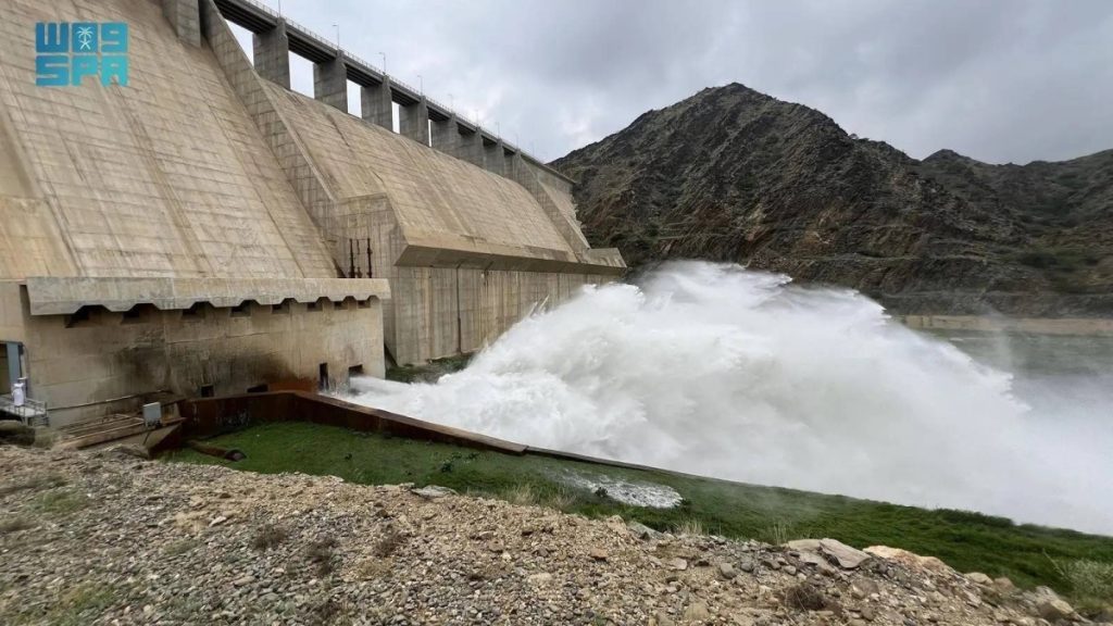 تصريف 5 ملايين م³ من مياه سد ضمد لتعزيز الأمن المائي