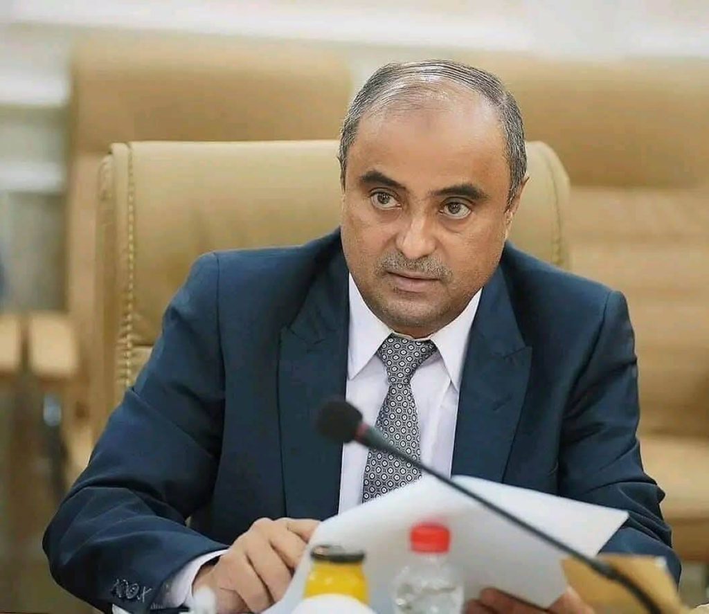 الحكومة اليمنية تحظر التعامل بالعملات الأجنبية داخل البلاد