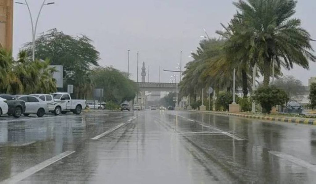 «الأرصاد»: أمطار على منطقة جازان