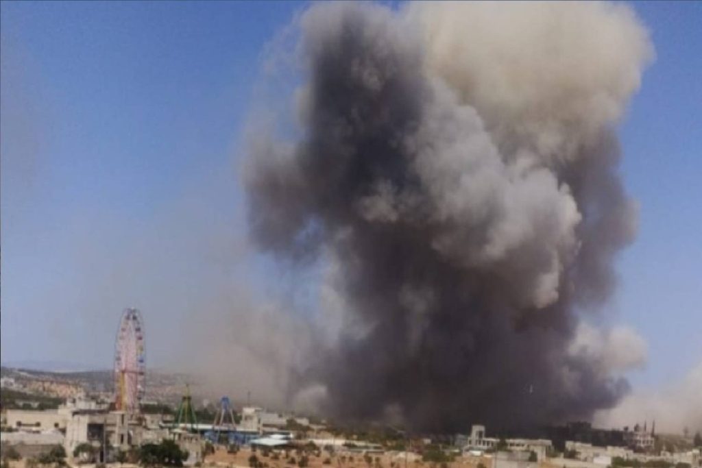 مقتل وإصابة 9 أشخاص في انفجار مخزن أسلحة في إدلب