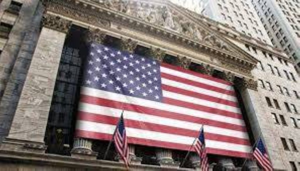 أمريكا: مخزونات الشركات ارتفعت خلال 30 يوماً