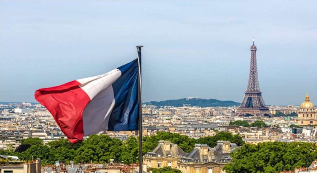 «الخارجية الفرنسية»: المحتجز في مالي موظف بسفارتنا