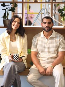 عمرو جمال يخوض أولى بطولاته المطلقة في «ما تراه ليس كما يبدو» مع تارا عماد