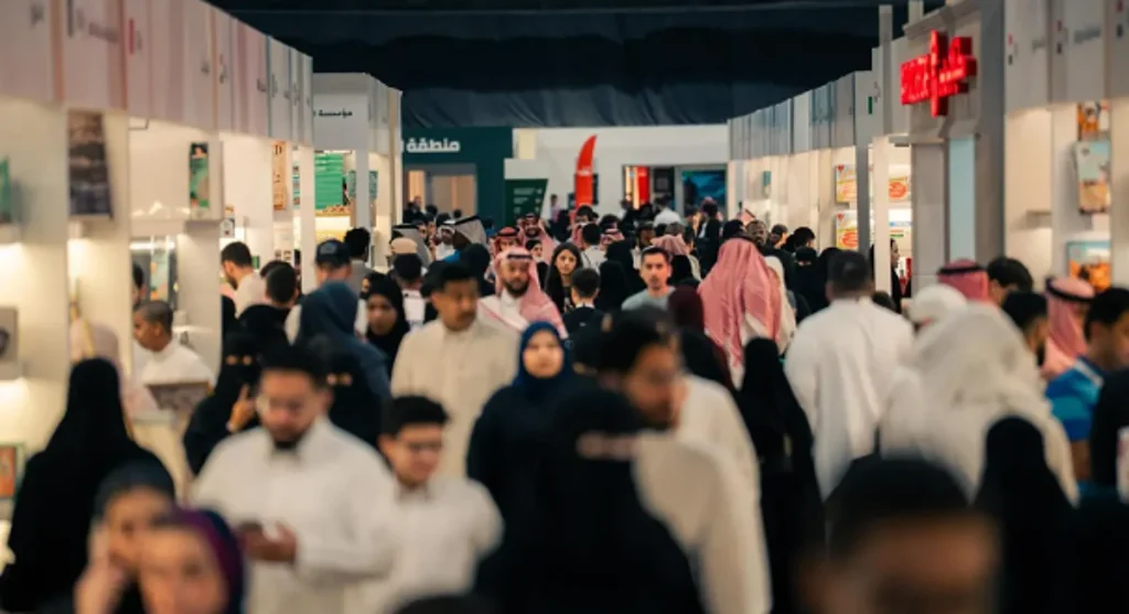 معرض المدينة المنورة للكتاب 2025 يختتم فعالياته بمشاركة أكثر من 300 دار نشر