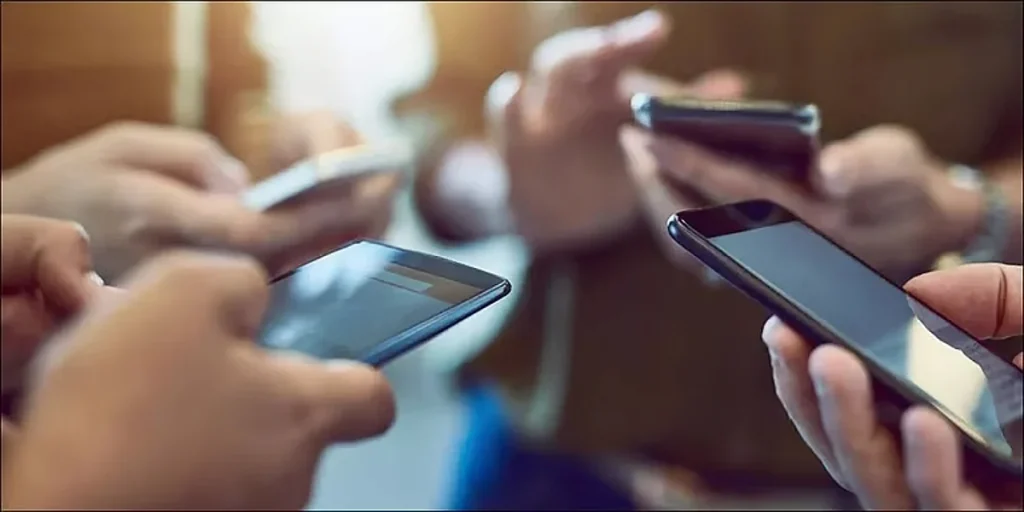 مهندس تقني يوضح طرق حماية الهاتف الذكي من التلف وضمان استدامته لفترة أطول