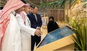 سفير مملكة تايلند يزور المزاد الدولي لمزارع إنتاج الصقور 2025