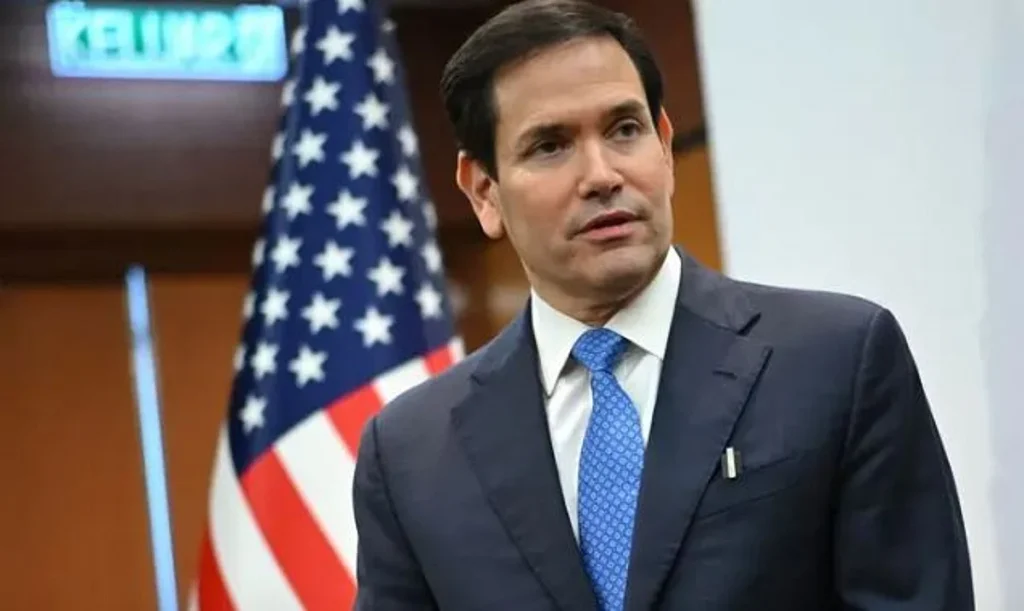 وزير الخارجية الأمريكي: الولايات المتحدة بصدد تصنيف جماعة الإخوان منظمة إرهابية