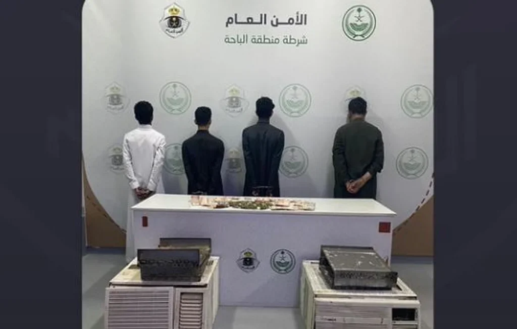 القبض على 4 أشخاص بمنطقة الباحة لسرقتهم أجهزة كهربائية من مساجد بمحافظة العقيق