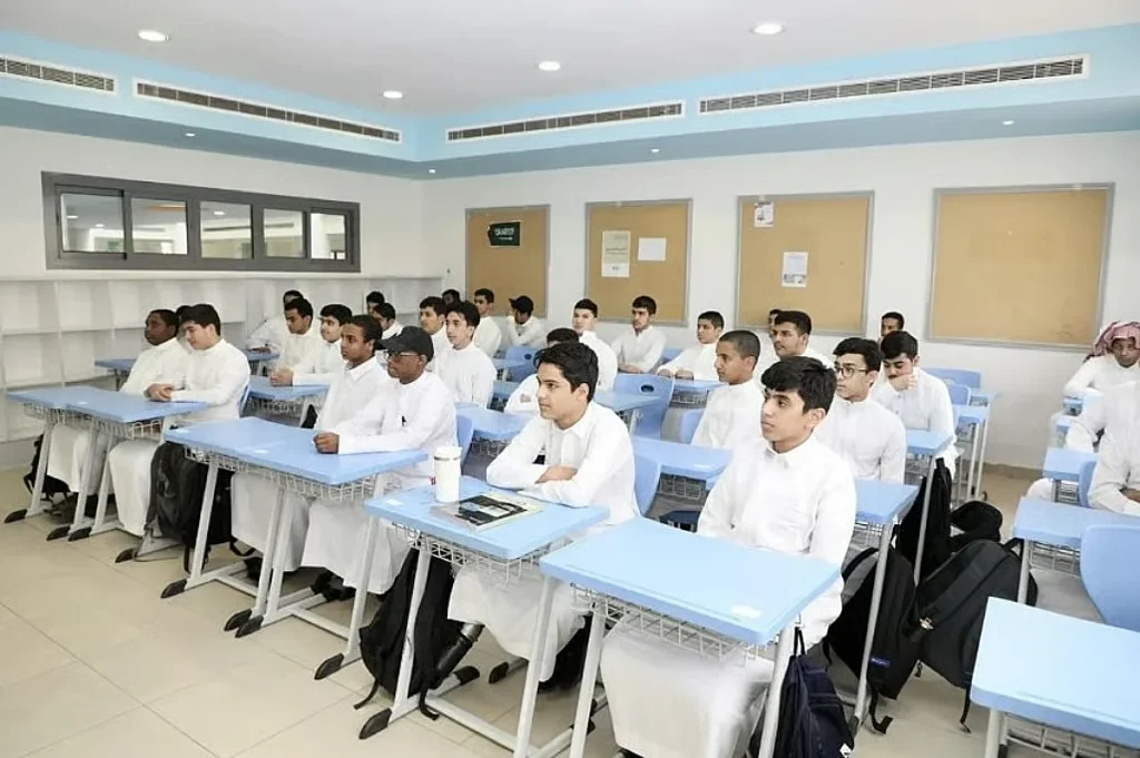 "تعليم تبوك" يحدد مواعيد الاصطفاف الصباحي وبداية الحصة الأولى للعام الدراسي الجديد