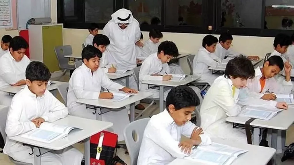 خبير يوضح المهارات الواجب توافرها بالمعلم لمواجهة تحديات العام الدراسي