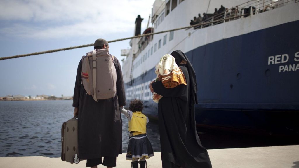 تراجع طلبات اللجوء إلى أوروبا 23% في 2025.. ما علاقة السوريين؟