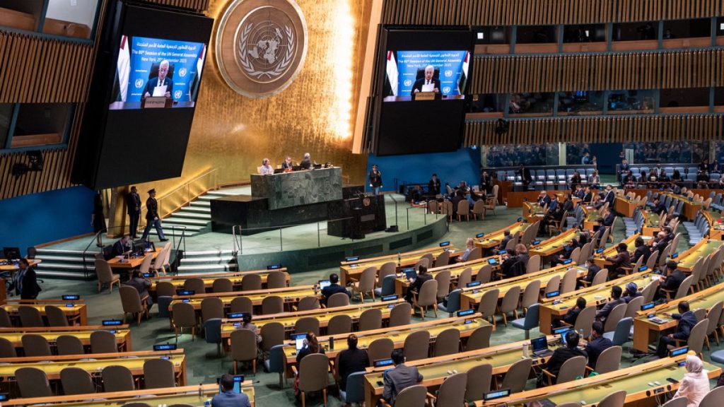 عباس يخاطب الأمم المتحدة عبر الفيديو ويعلن استعداده للعمل مع ترامب وآخرين لتنفيذ خطة السلام في غزة