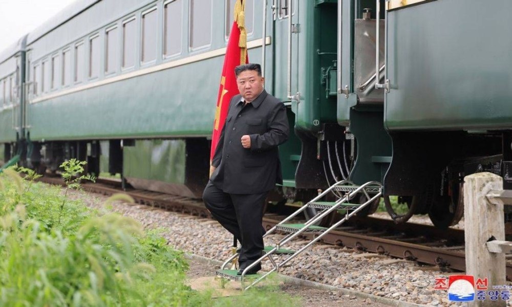 الرئيس الكوري الشمالي يزور الصين بقطاره لحضور عرض عسكري