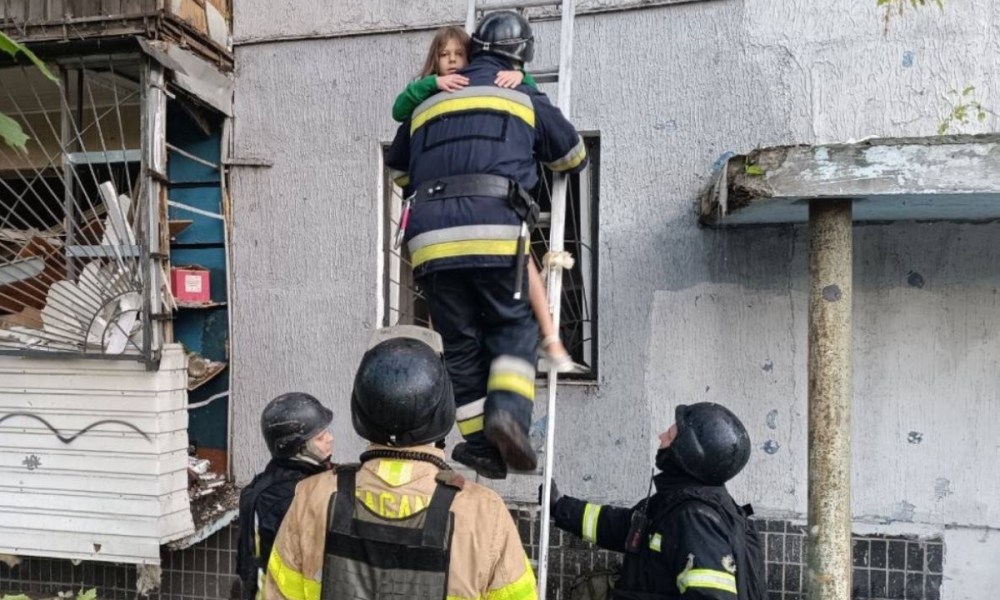 روسيا تهاجم كييف بـ500 طائرة و40 صاروخاً