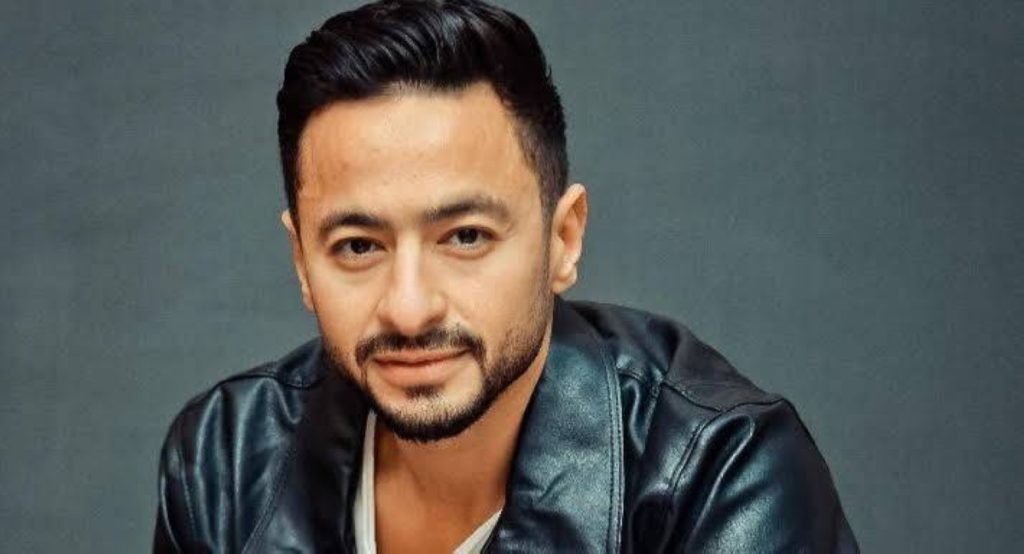أول تعليق من حمادة هلال عبر «عكاظ» بعد إخلاء سبيل المتهمة بسرقة فيلته