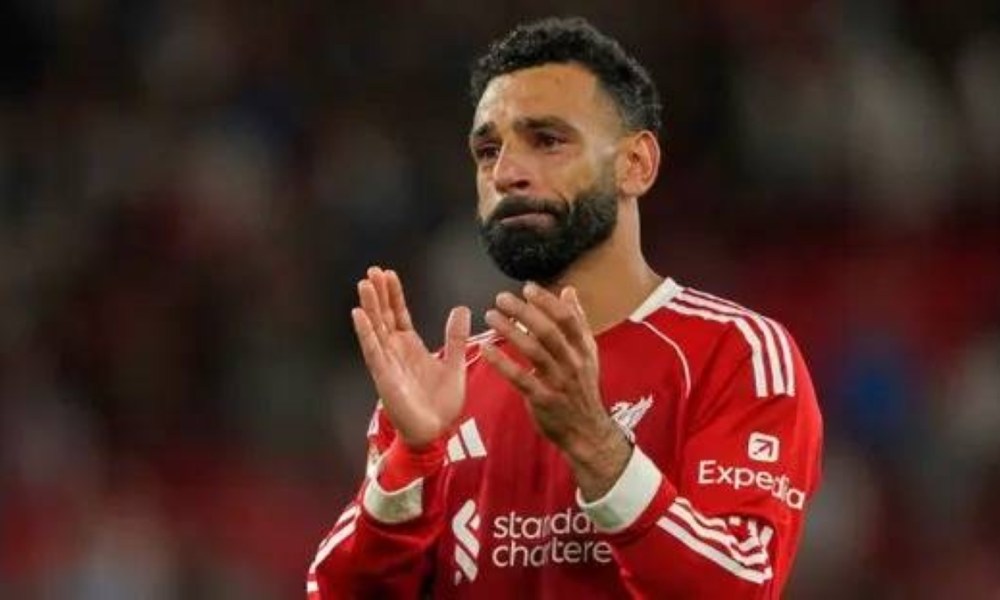 محمد صلاح يكشف صعوبة التأقلم مع زميله الجديد وسبب بكائه