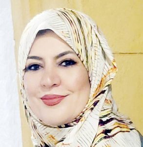 على هامش النص