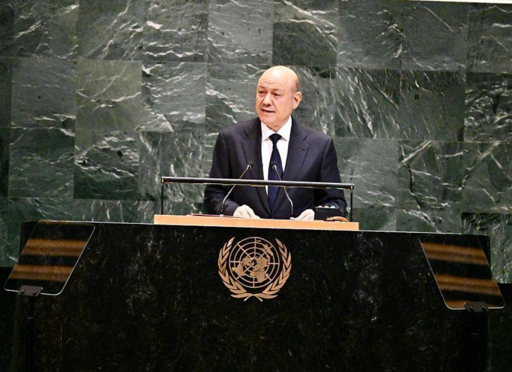 في خطابه بالأمم المتحدة.. الرئيس اليمني: السلام لا يستجدى بل يفرض بالقوة