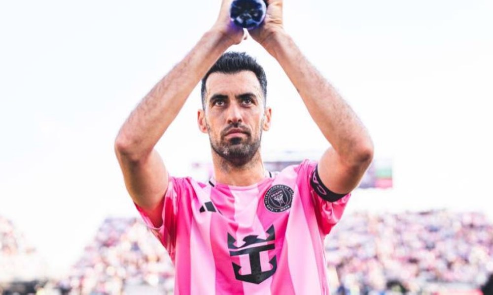 بوسكيتس يعتزل كرة القدم: نهاية مشوار أسطورة برشلونة