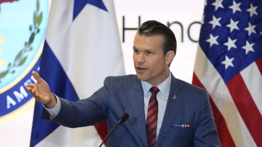 وصف بـ«الأكبر والنادر».. اجتماع أمريكي يضم أكبر قادة الجيش ووزير الحرب