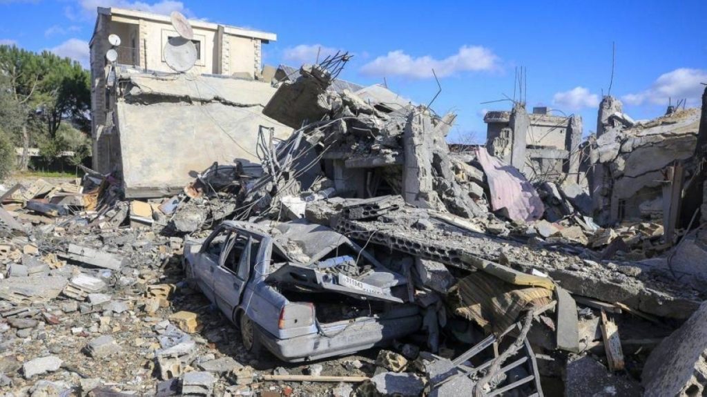 «حزب الله» يرفع راية السلاح ويعلق لبنان على حافة الانفجار