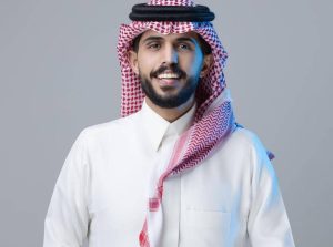 المنشد ابن دخنة لـ «عكاظ»: كثير من المنشدين أساؤوا للإنشاد بهدف الشهرة.. والألبومات«موضة قديمة»