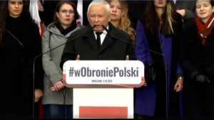 الآلاف في شوارع وارسو وأصوات تصدح: “أوقفوا الهجرة غير الشرعية ولا لاتفاقية ميركوسور!”