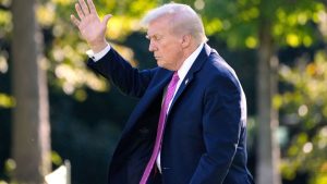 ترامب يعلن تدمير “غواصة تهريب مخدرات” في الكاريبي: “كان شرفًا عظيمًا”