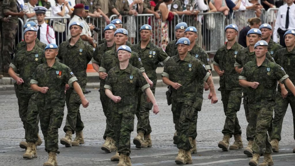 هل تقف فرنسا وراء قرار “اليونيفيل” إسقاط مسيّرة إسرائيلية في جنوب لبنان؟