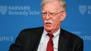 جون بولتون يدفع ببراءته من تهمة كشف معلومات سرية