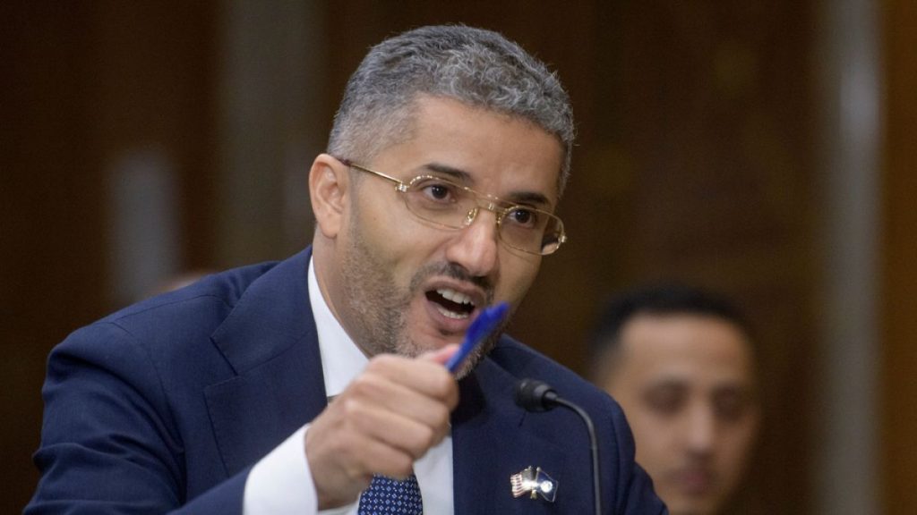 منشور قديم على مواقع التواصل وموقف من إسرائيل يشعلان استجوابًا حادًا لمرشح ترامب سفيرًا لدى الكويت