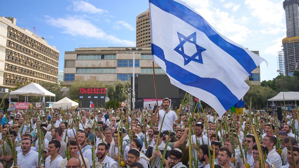 فيديو. تل أبيب تصلي وإسرائيل تخطو نحو هدنة مع غزة