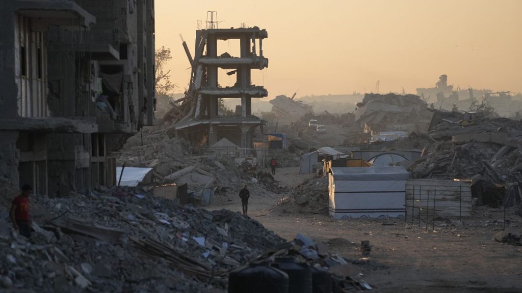 صحيفة تكشف: خطة لتقسيم غزة إلى منطقتين بين إسرائيل وحماس