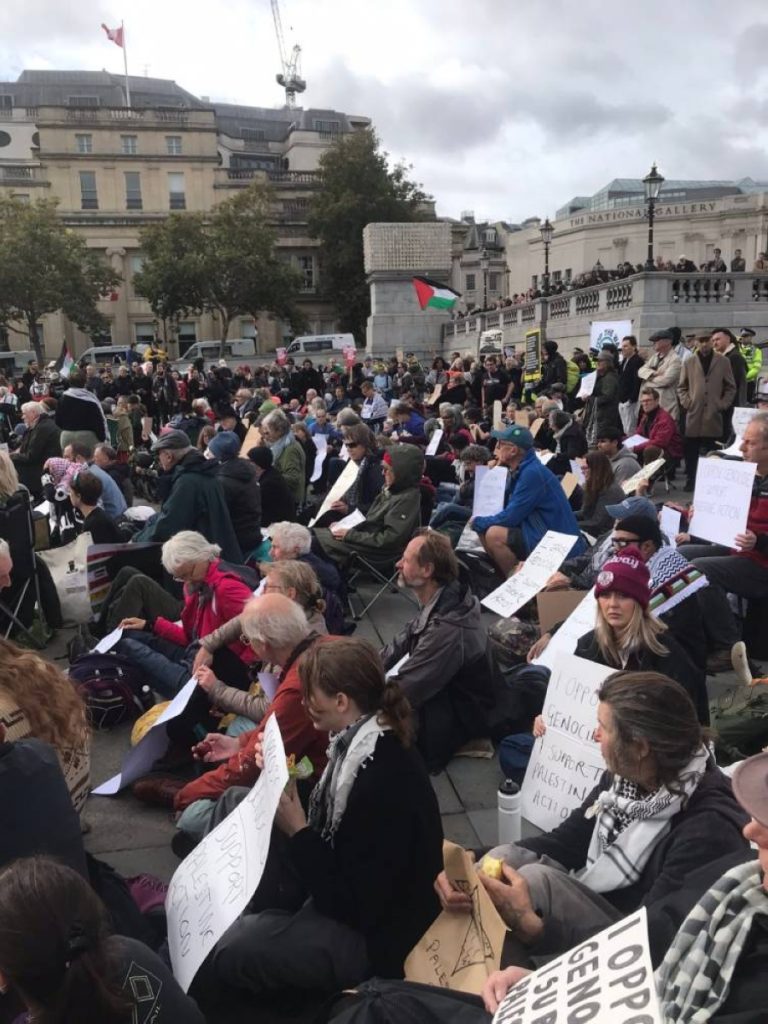 اعتقالات جماعية في لندن.. الشرطة تحتجز محتجين لدعمهم «فلسطين أكشن»