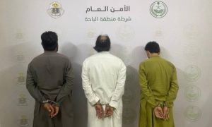 القبض على 3 مروجين للشبو في الباحة بواسطة الشرطة