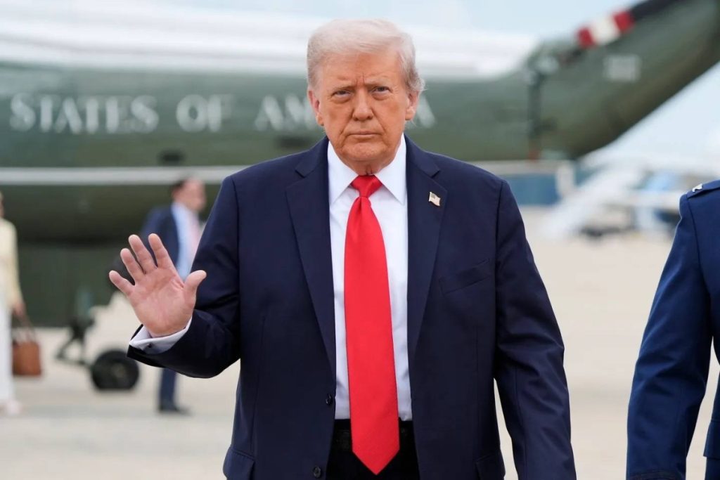 الإغلاق الحكومي يدخل يومه الثاني..ترمب يهدد بتقليص الوكالات الفيدرالية