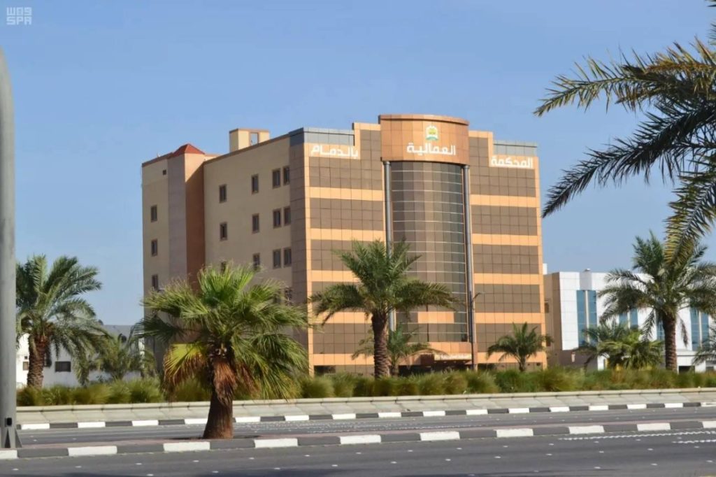 اعتماد بند الأجر في عقد العمل الموثّق سنداً تنفيذياً