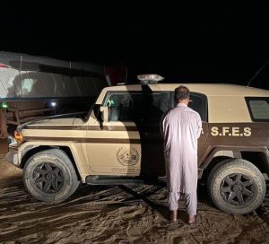 ضبط مقيم مخالف لنظام البيئة لاستغلاله الرواسب في منطقة مكة