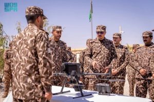 اللواء الحربي يتفقد قيادة القوة الخاصة للأمن البيئي بالمنطقة الشرقية