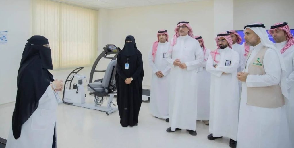 وزير الصحة يتفقد مجموعة من المشاريع في جازان ويشهد توقيع عددٍ من الاتفاقيات